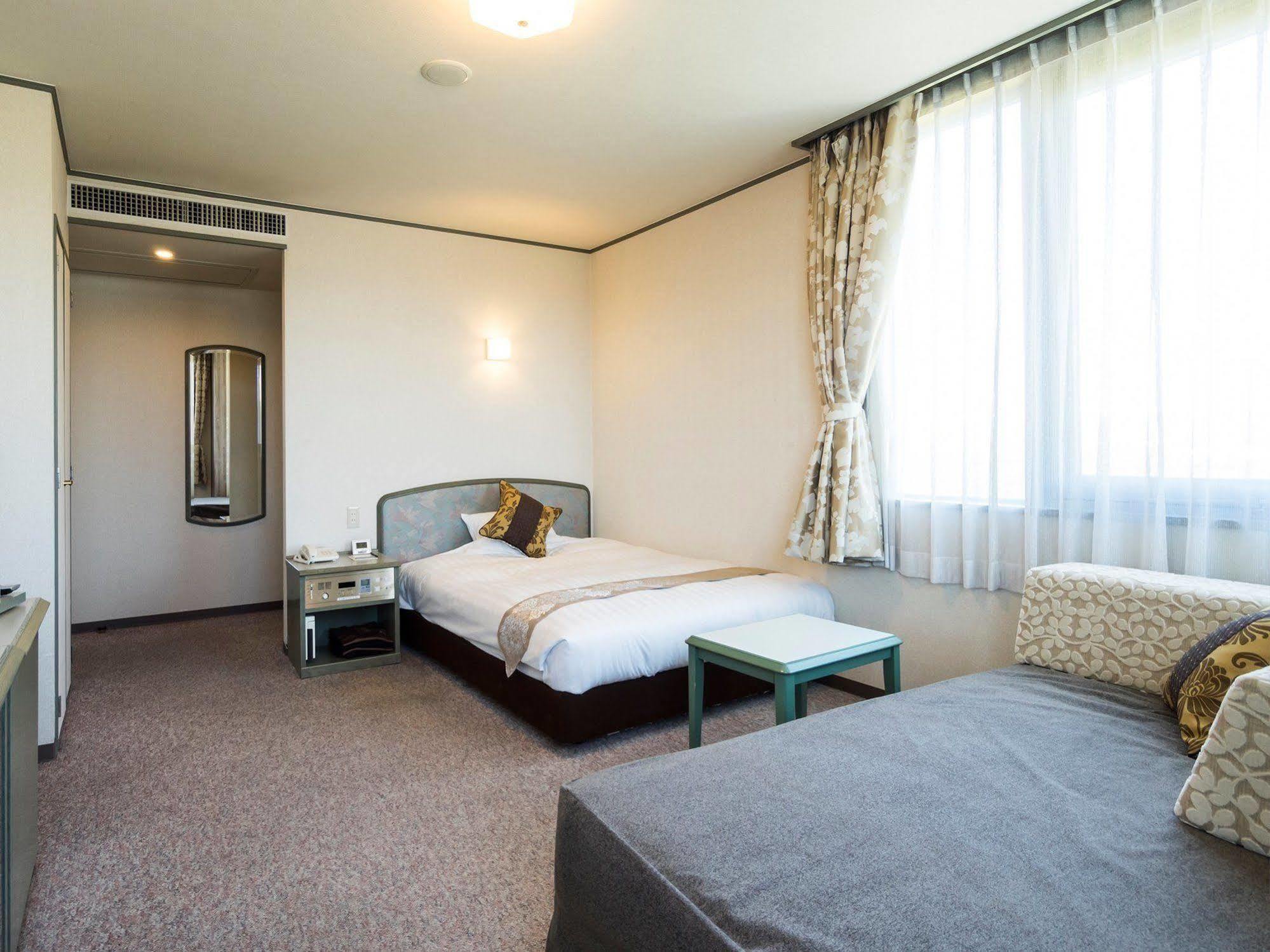 Hotel Areaone Hiroshima Wing Higashihiroshima Exterior photo
